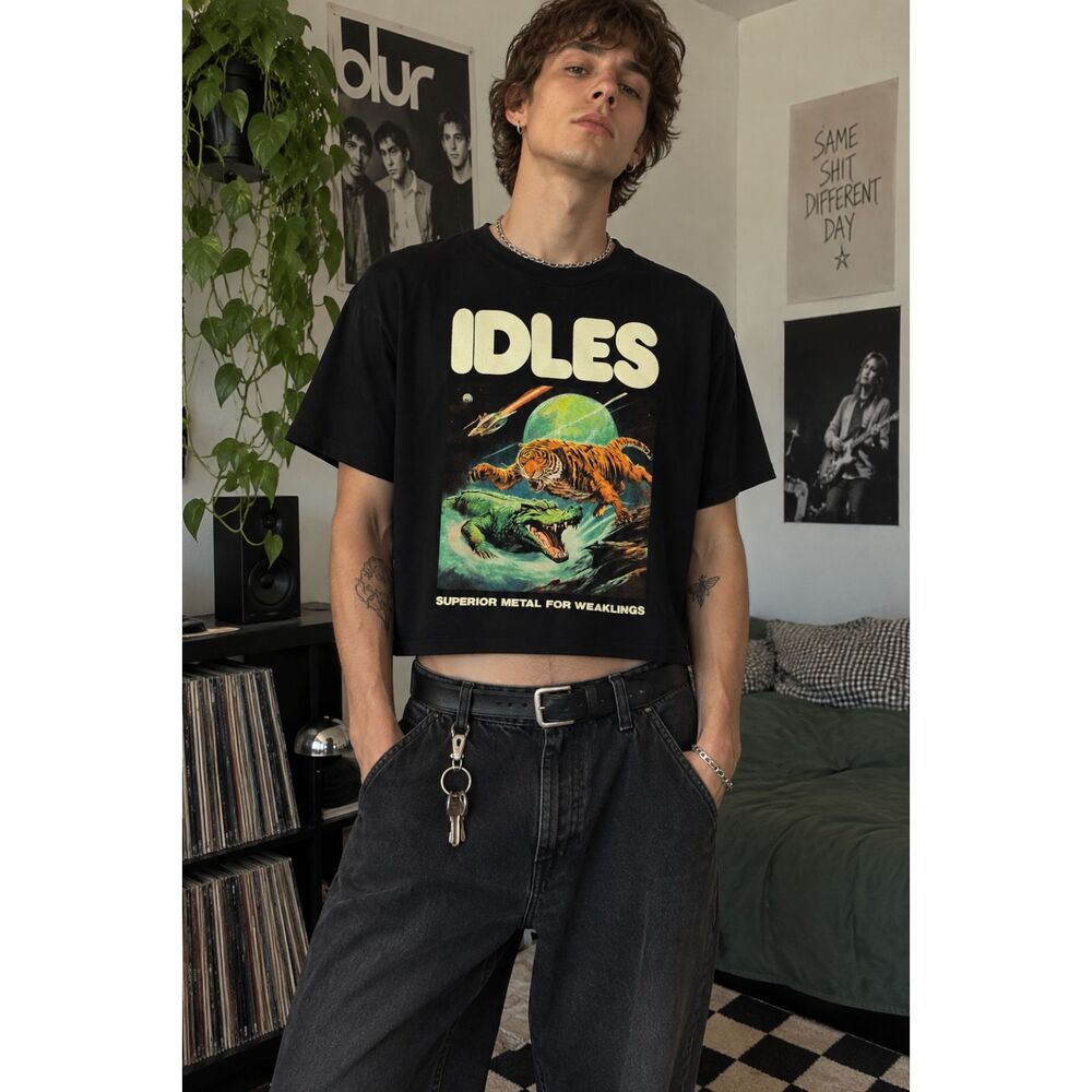 IDLES Black Cropped Rock Pop Music Band T Shirt Tee Top   Mens Size Large